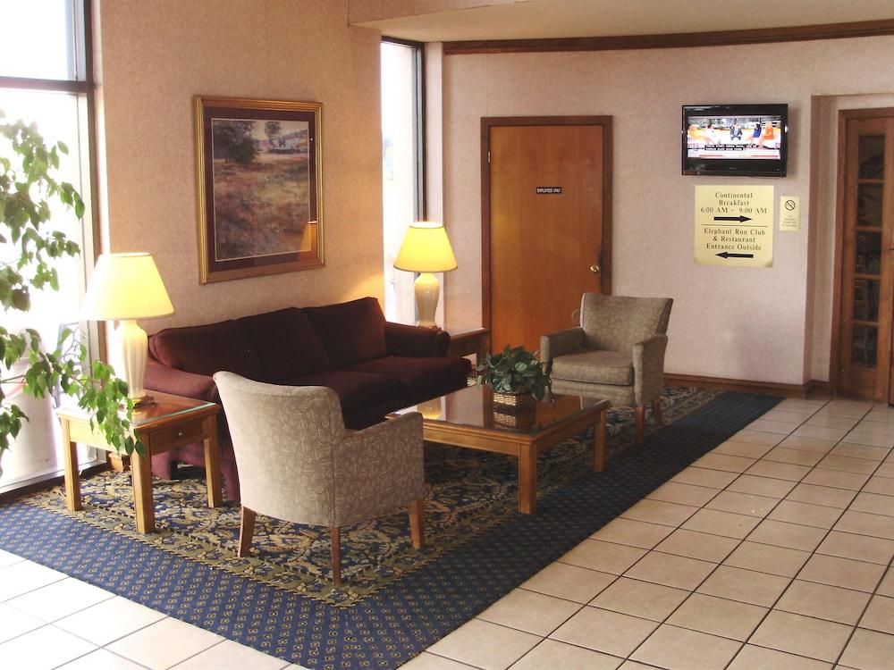 Trade Winds Central Inn Tulsa Eksteriør billede